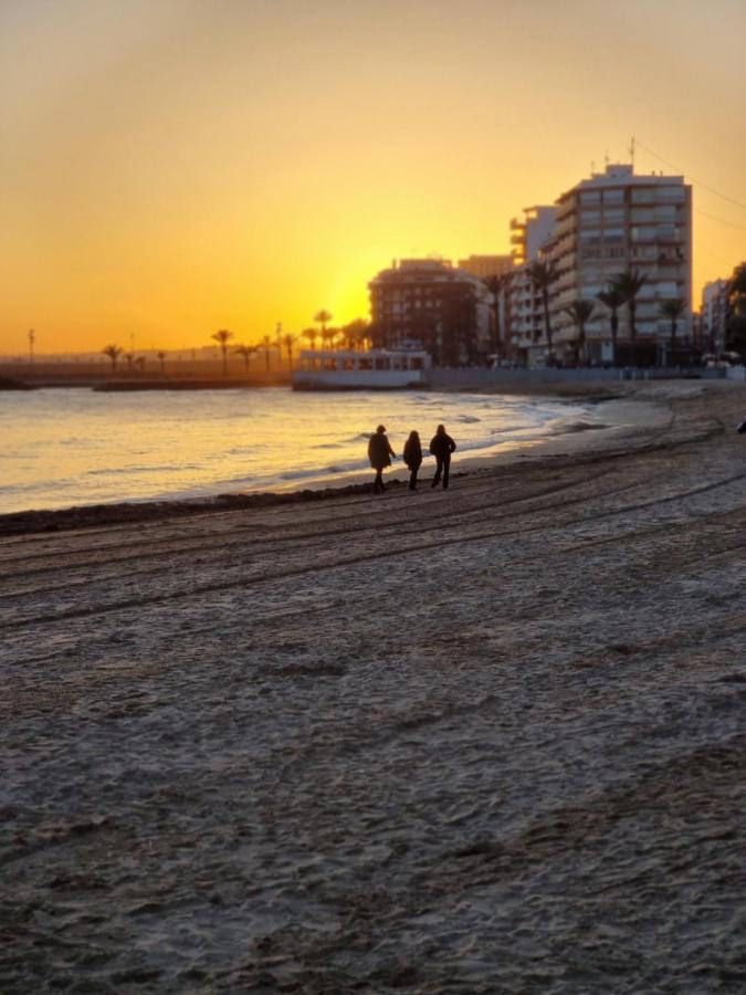 Perfect For Exploring Local Areas And More Torrevieja Kültér fotó